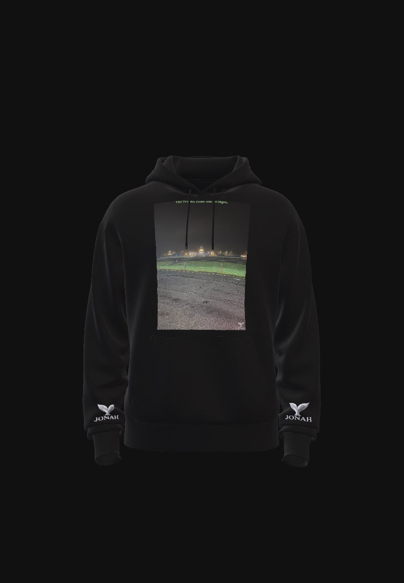 D003) Sweat À Capuche Ailes (Les Phénomènes Sortent La Nuit) / Wings Hoodie (The Freaks Come Out At Night)